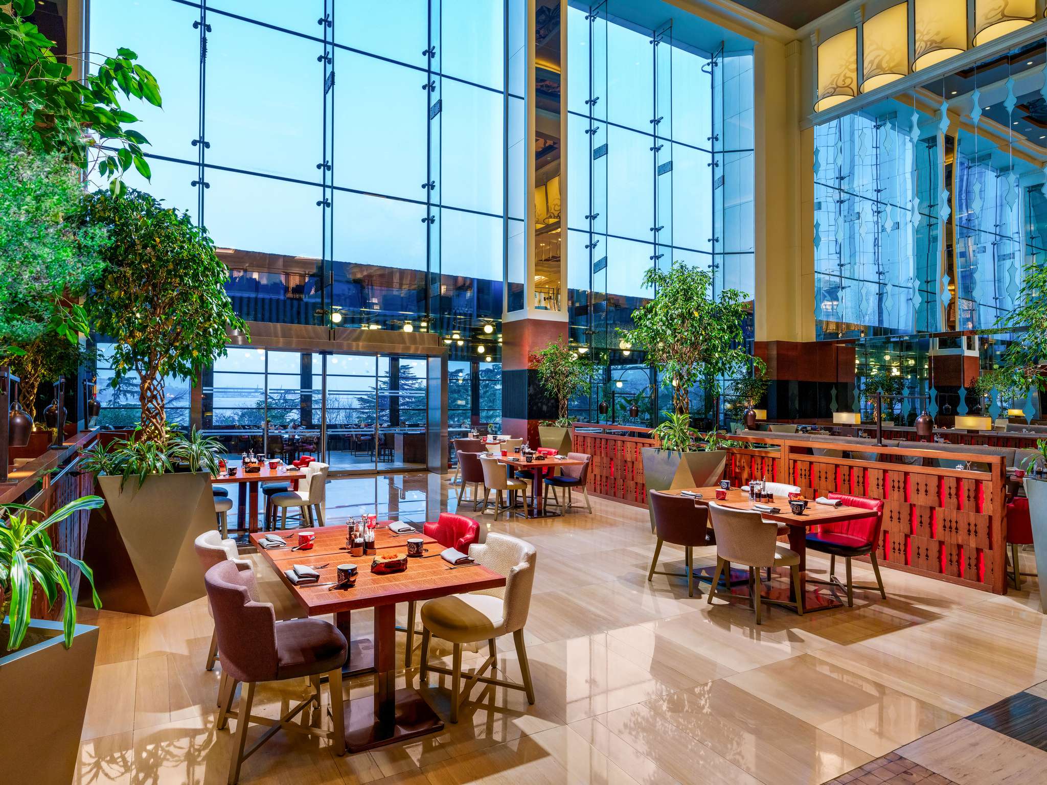 16 roof Restaurant - Swissôtel Istanbul The Bosphorus